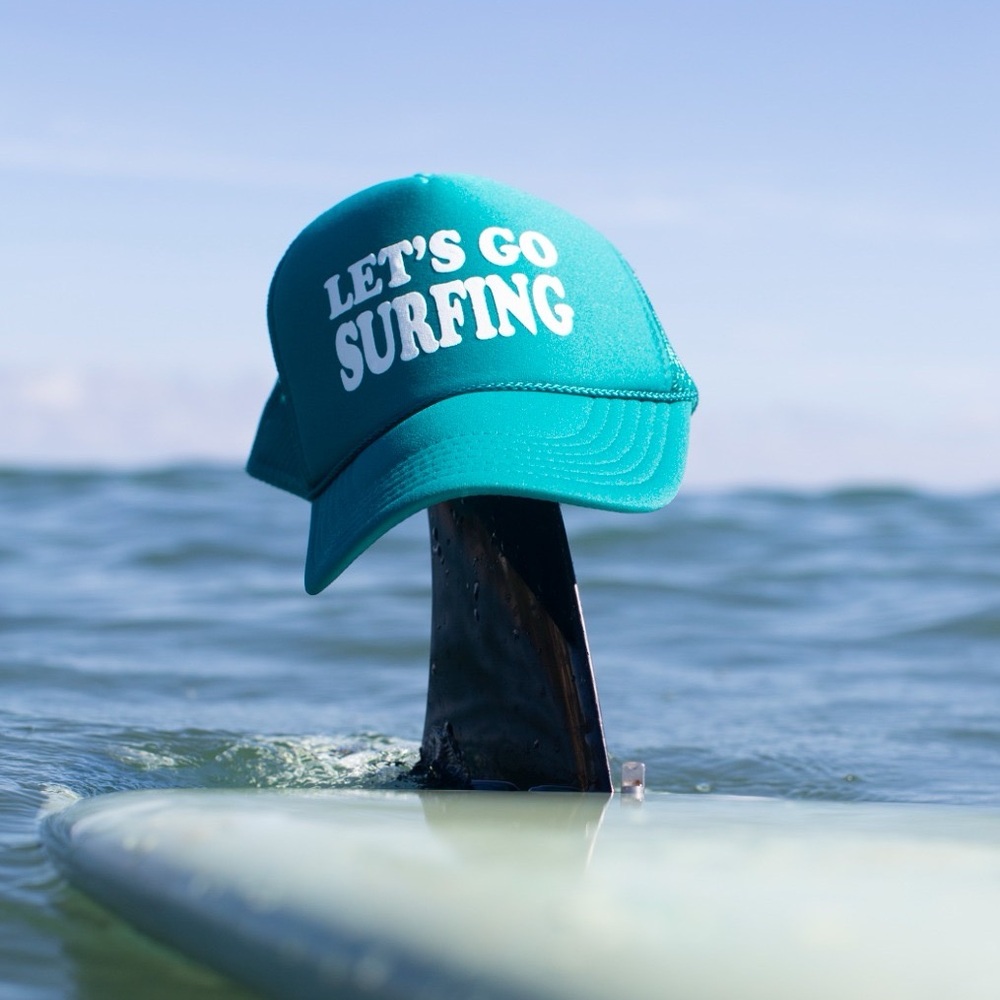LET’S GO SURFING Trucker Hats ☀️🌊